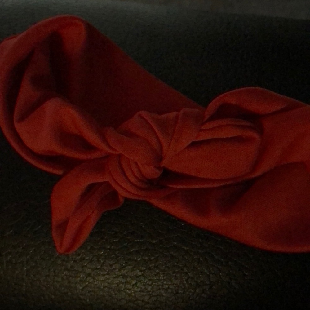 Baby head bow